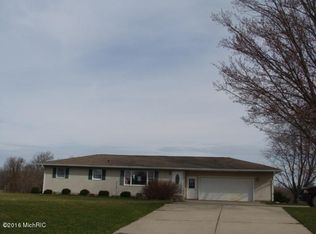 4051 Nickleplate Rd, Ionia, MI 48846