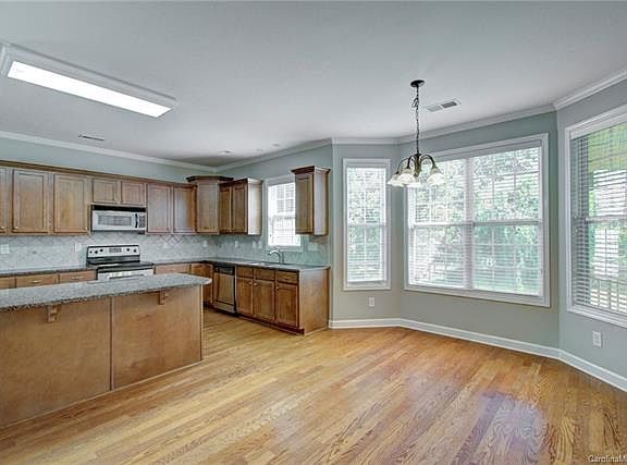 2nd image of 5006 Karriker Ct