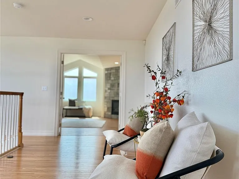 561 Ridgeside Dr — Photo 21