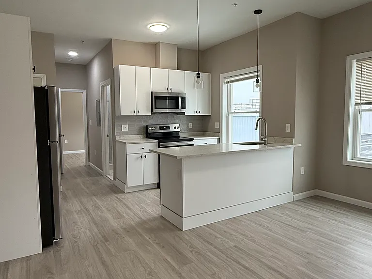 71 Spencer Ave #5 — Photo 1