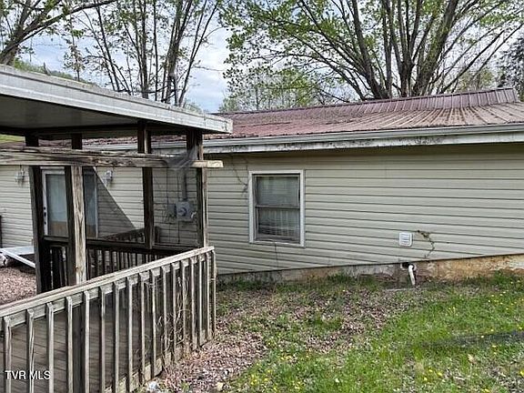 5th image of 324 Jess Hopson Rd