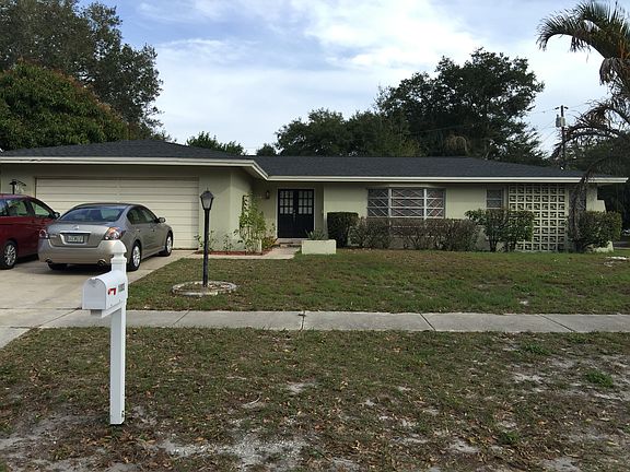 3rd image of 1003 Webb Dr