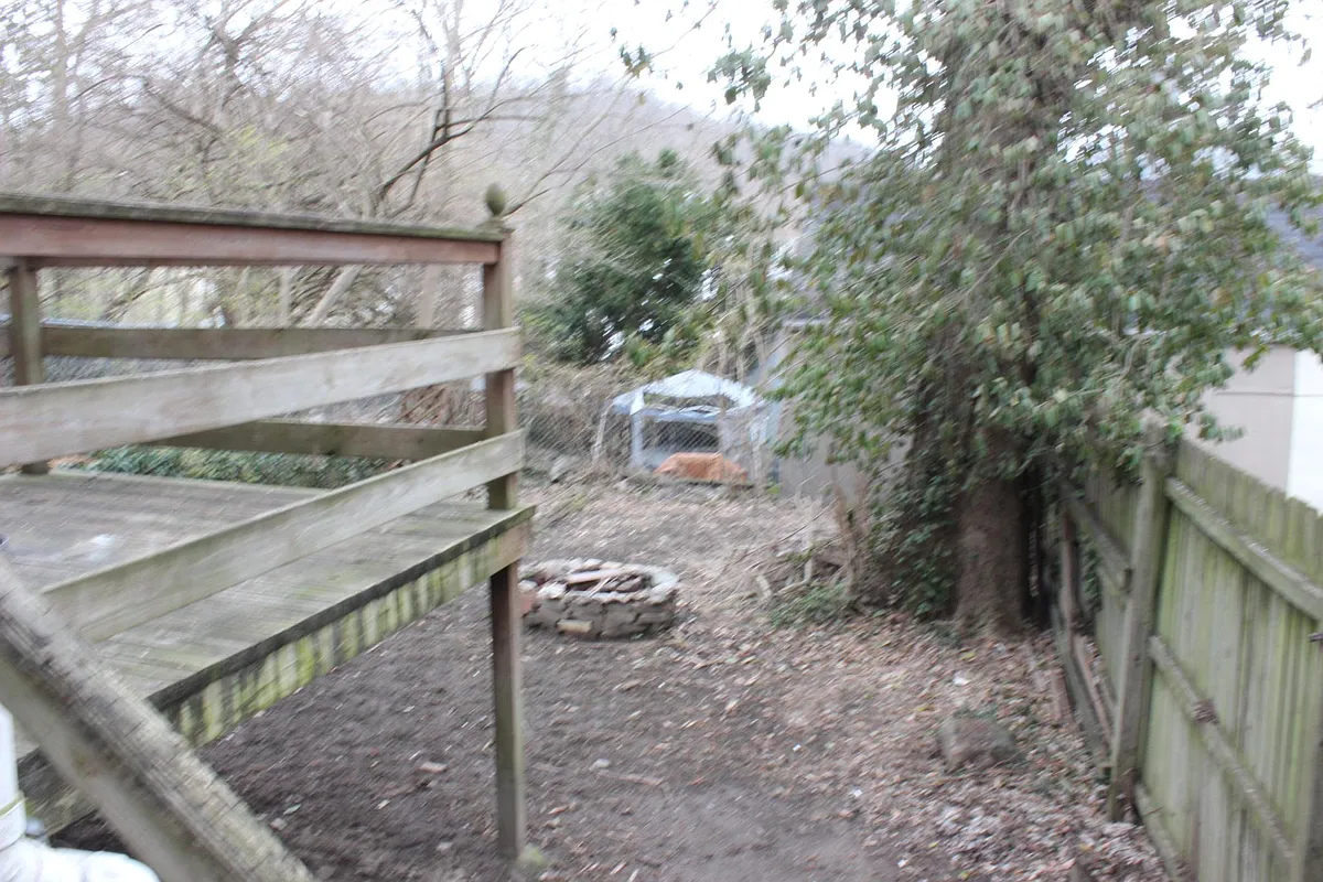 Building Photo - 806 Montague Rd #F1