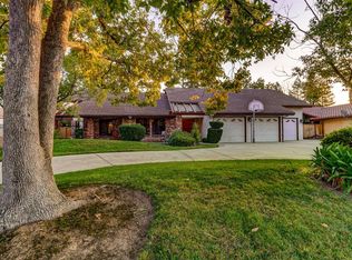 392 E Audubon Dr, Fresno, CA