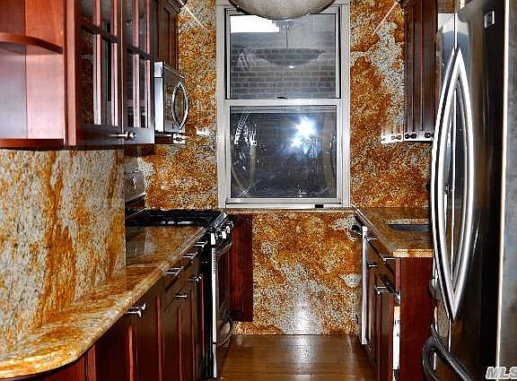 5th image of 11818 Union Tpke APT 4A