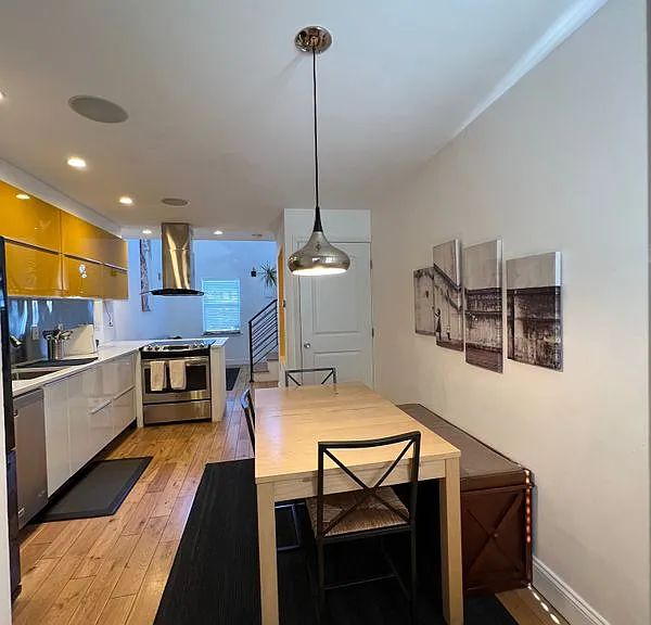 431 N Union St — Photo 6