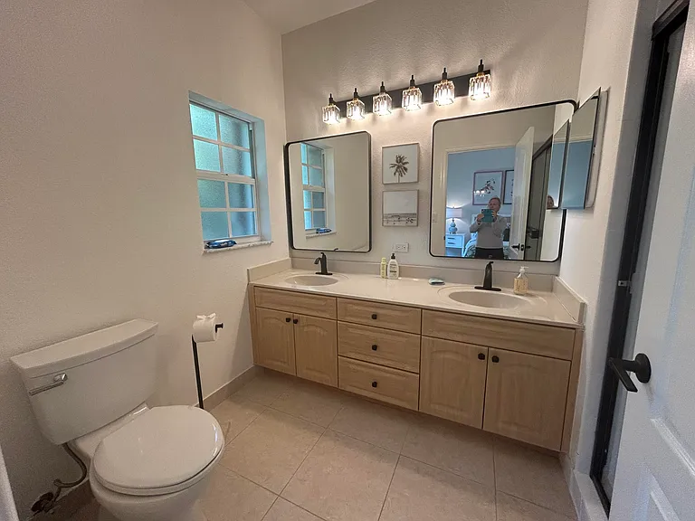 12768 Westhampton Cir — Photo 14