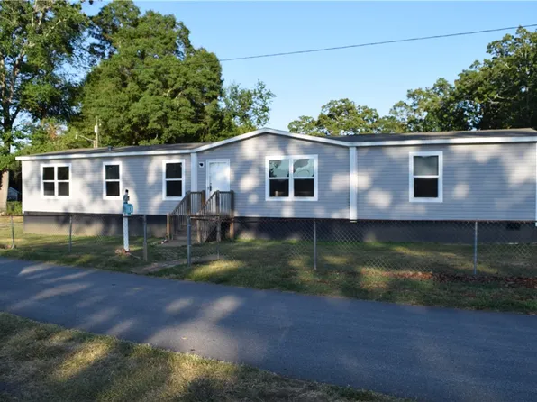 1 Pelzer Park St, Pelzer, SC 29669