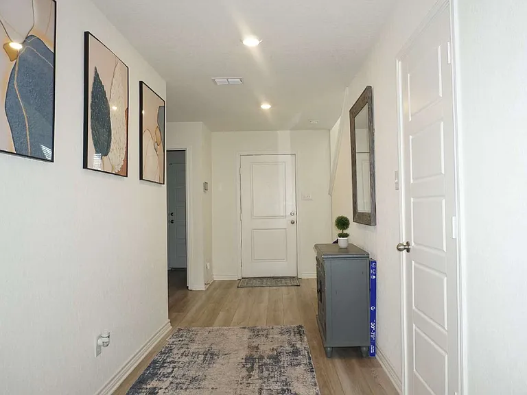 11502 Hocus Pocus — Photo 3