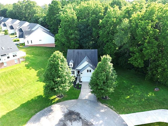 3rd image of 151 Cherry Hill Ct