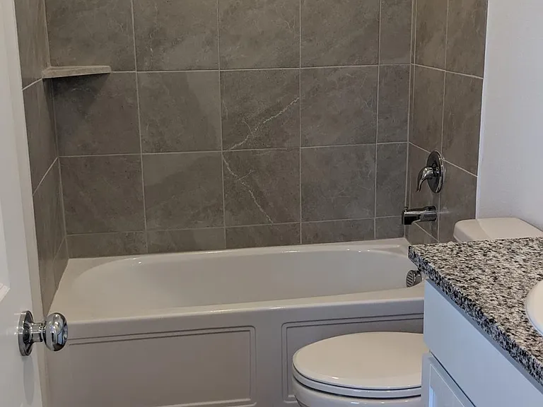 1508 Silver Oak Ln — Photo 9