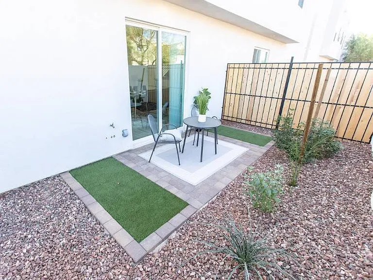 Portola Red Mountain — Photo 27
