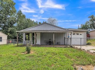 4904 Shawnee Rd, Saint Joseph, MO 64503
