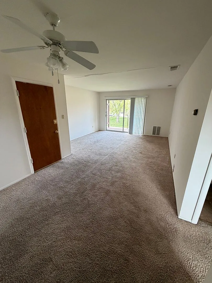 Munster Ridge Apartments LLC — Photo 2