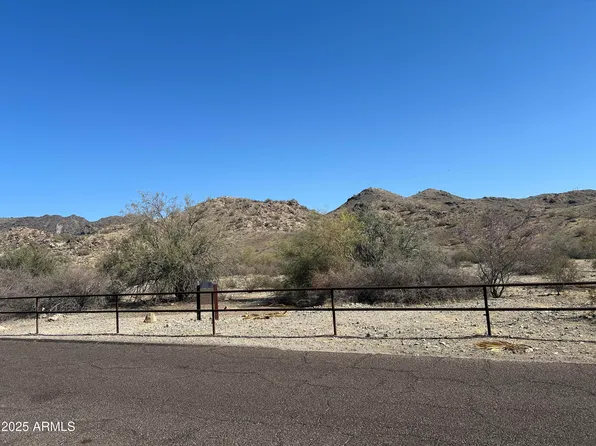 520 W MCNEIL Street, Phoenix, AZ 85041