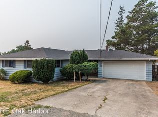 453 SE Pasek St, Oak Harbor, WA 98277