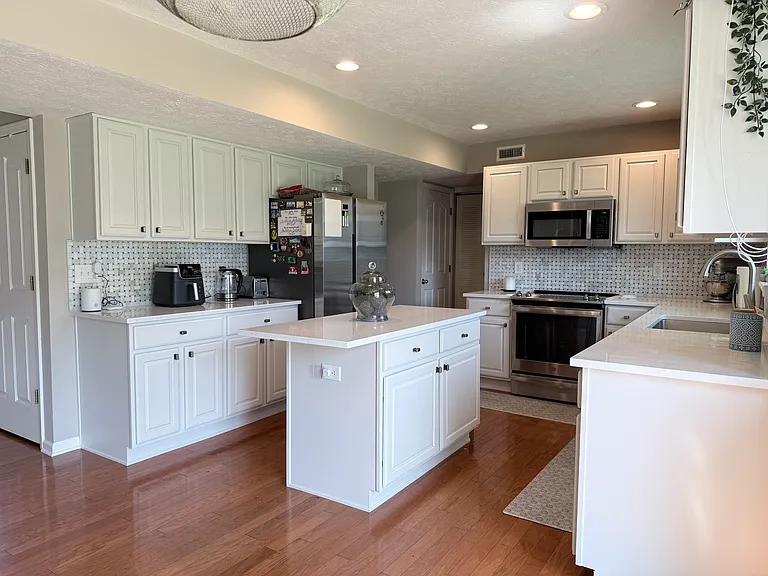 14010 Avalon East Dr — Photo 14