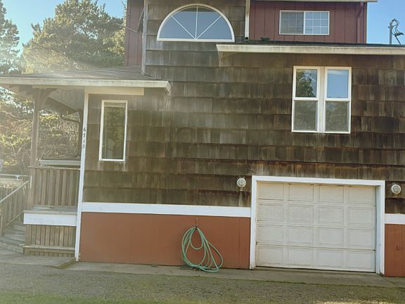 2nd image of 6715 Gleneden Beach Loop