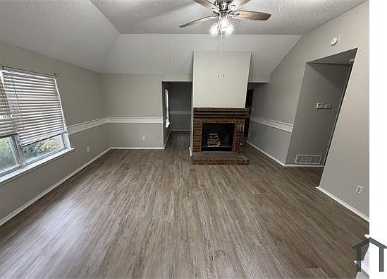 5th image of 1519 Windmill Ln