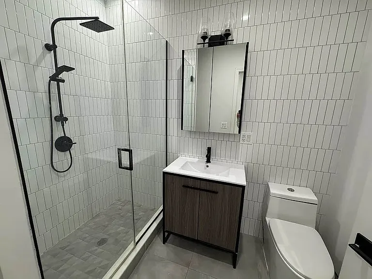 982 Madison St #2D — Photo 6