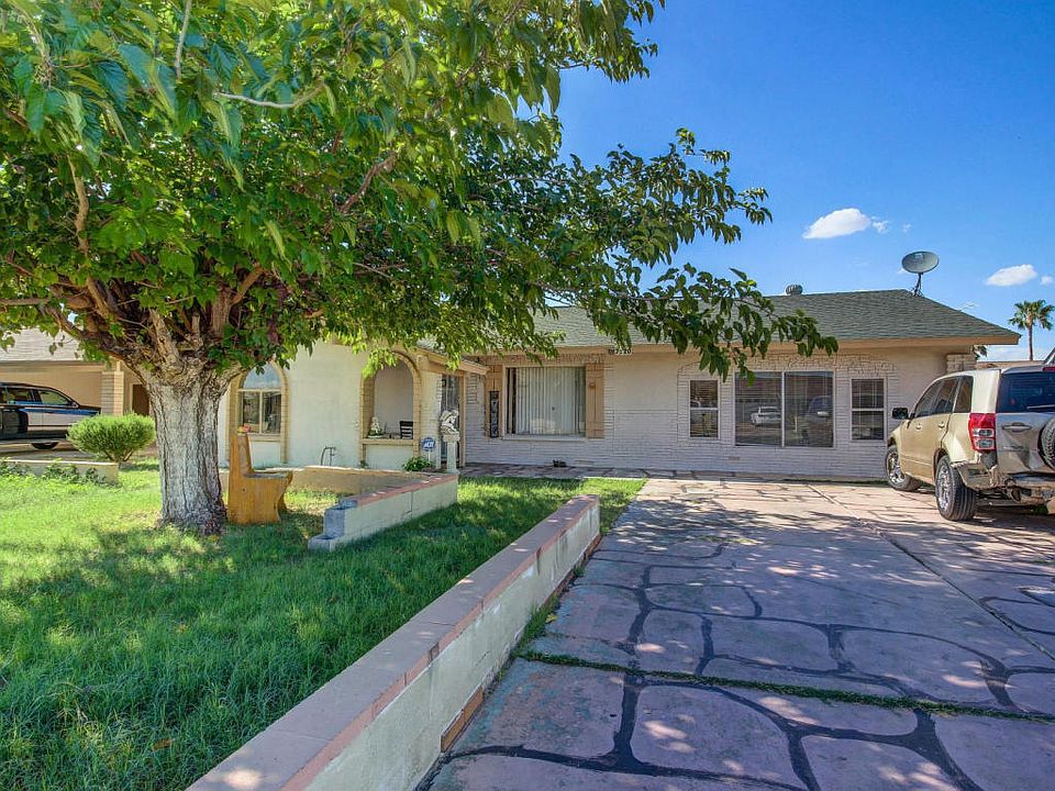 2nd image of 7520 W Sells Dr
