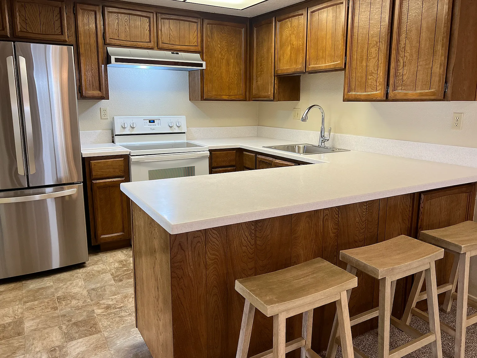 2 bed, 1200 sqft, $2,350 — Photo 2