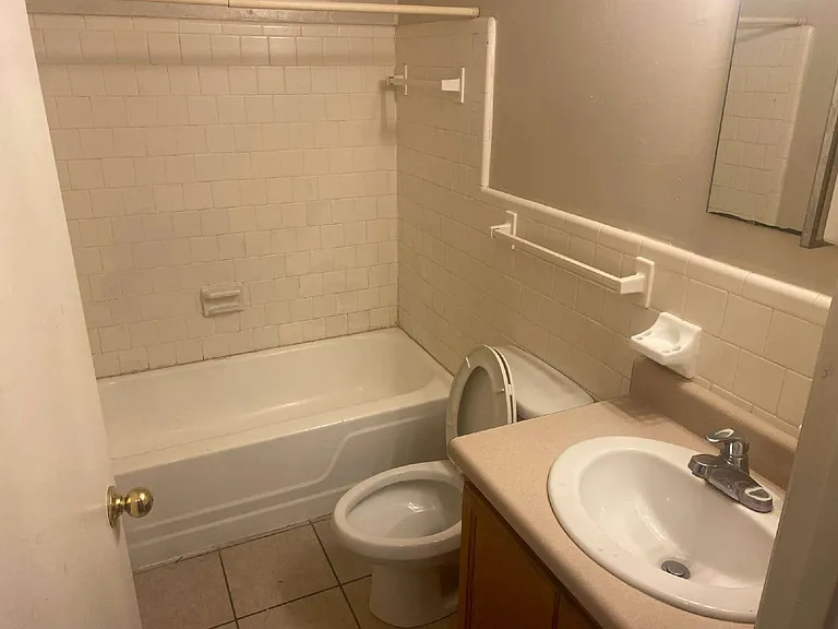 2020 Continental Ave #124 — Photo 4