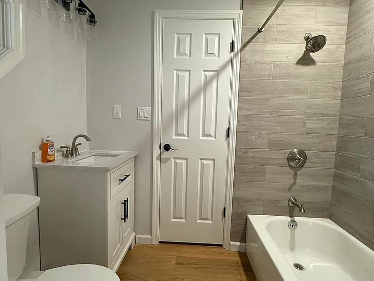 110 Pear Tree Ct — Photo 4