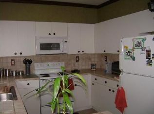 13565 NW 7th St, Pembroke Pines, FL 33028