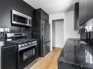 266 S Park View St, Los Angeles, CA 90057