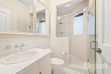 Rented by (Legacy) Elegran