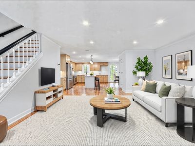 547 Washington St APT B18, Pembroke, MA, 02359