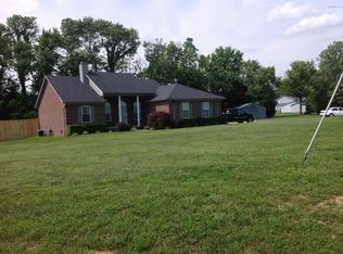 109 Krystal Springs Dr, Shepherdsville, KY 40165