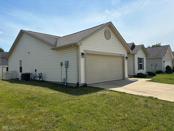 2nd image of 2739 Bluestone Dr