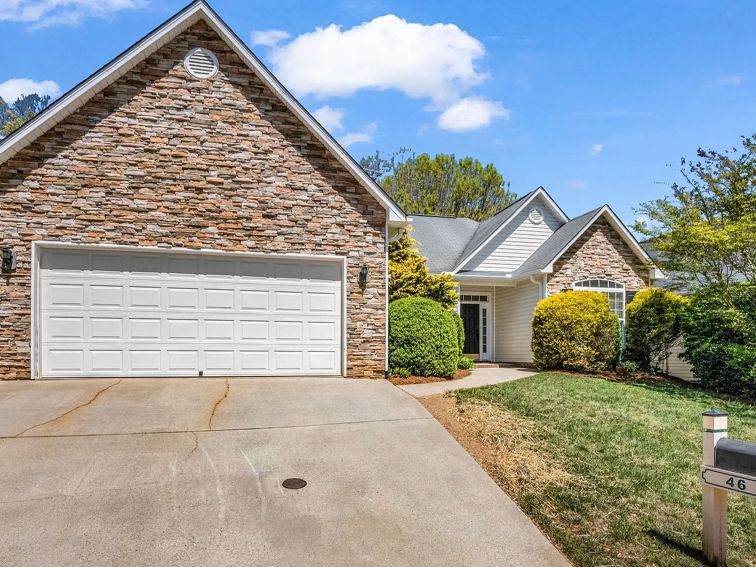 46 Summer Meadow Road - 1 — Photo 1