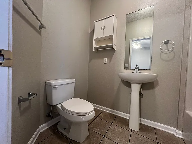 552 Harper Ave #3 — Photo 8