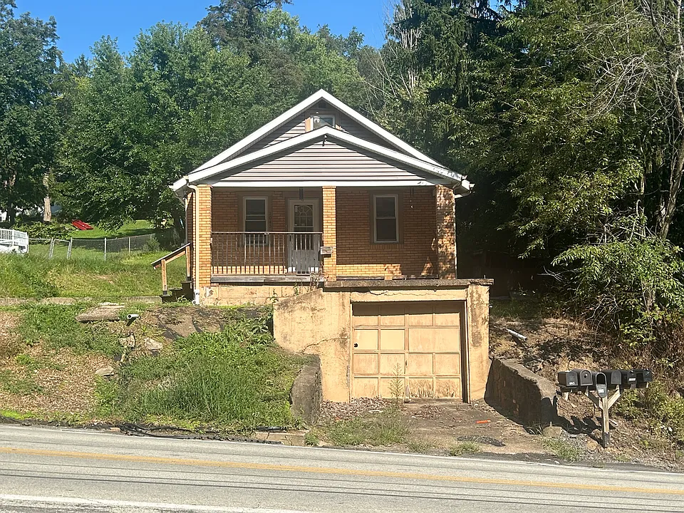 1045 Monaca Rd