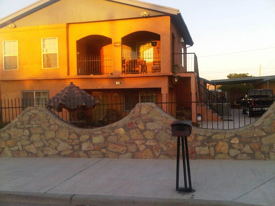 1st image of 211 Palo Verde Dr