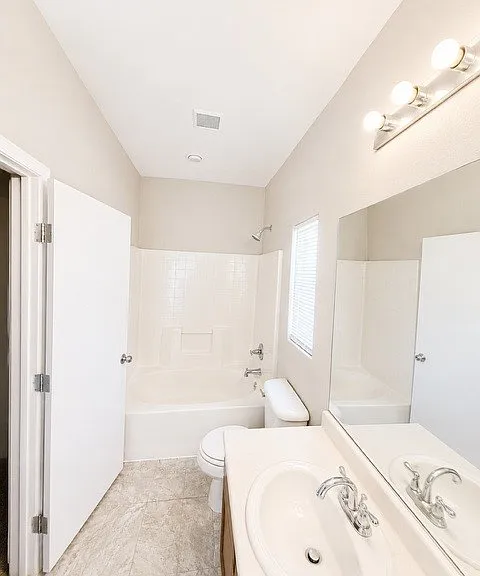 1734 Peridot Point St — Photo 6
