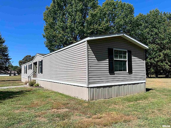 3rd image of 9549 Johns Ln