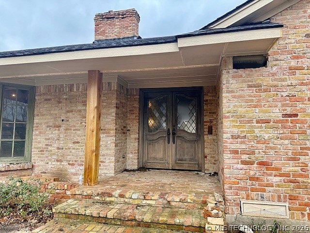 2nd image of 531 Sunset Dr SW