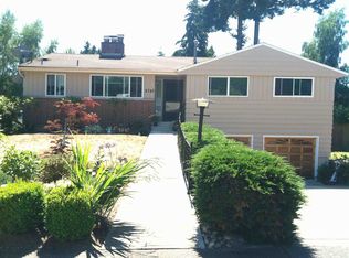 2743 NE 143rd Pl, Seattle, WA 98125