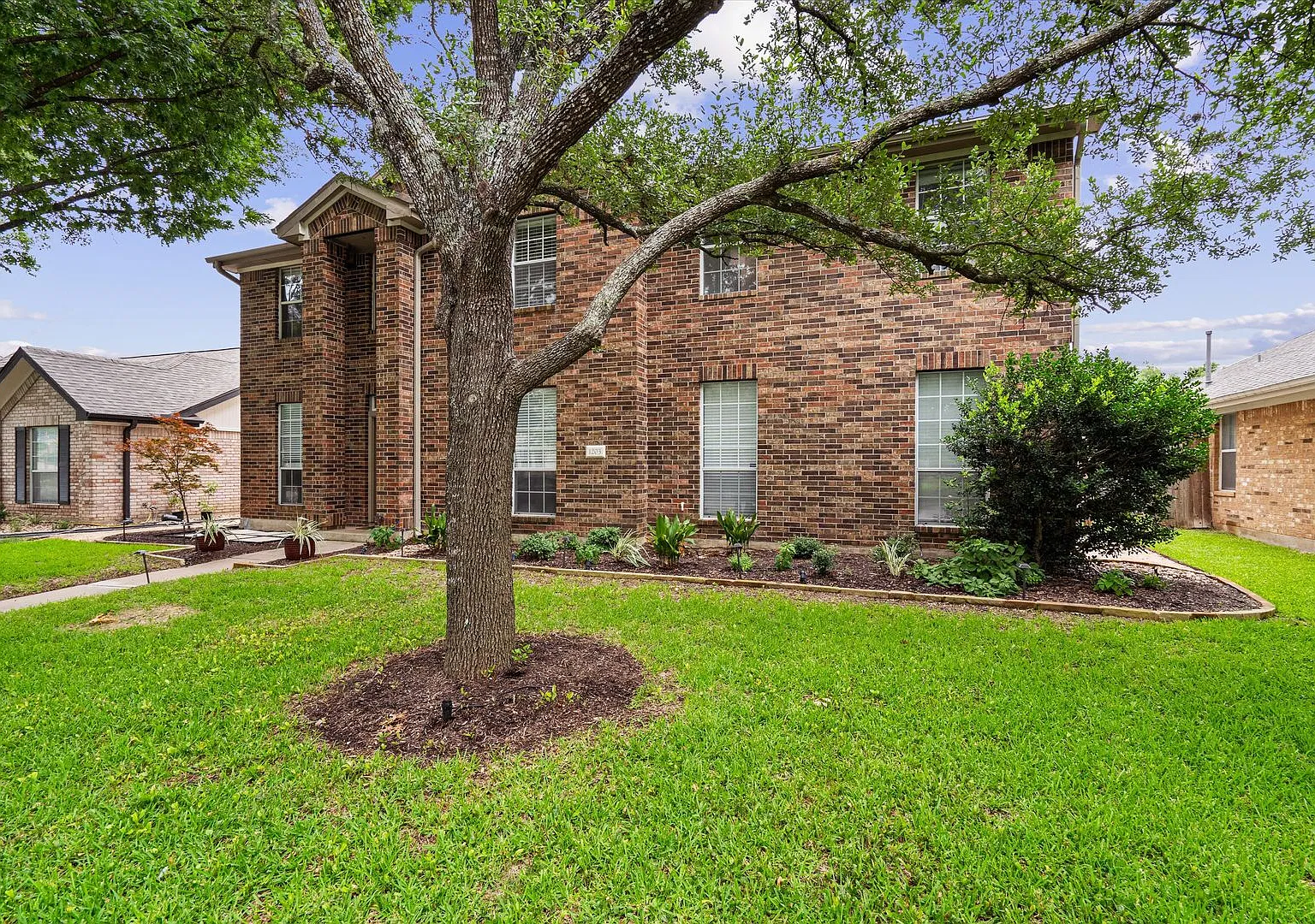 Stunning 4-Bedroom Home in Windermer of Pflugerville for Rent — Photo 3