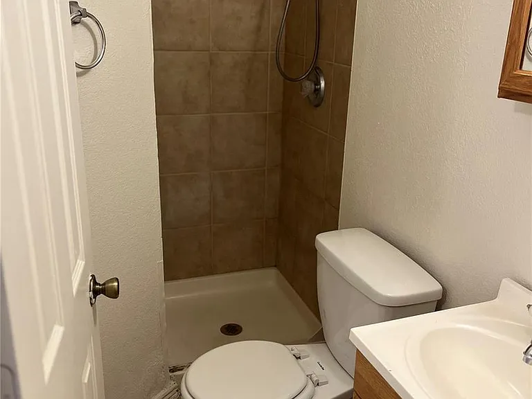 17142 E Louisiana Dr — Photo 12