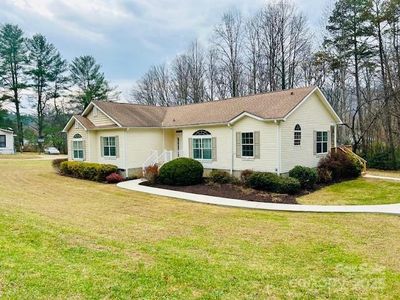 185 Creasman Hill Rd, Mills River, NC, 28759