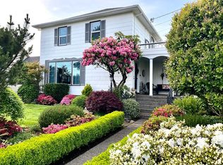 2410 4th St, Tillamook, OR 97141