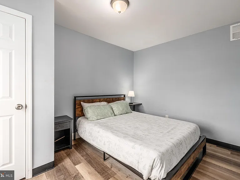 1619 Butler St SE #3 — Photo 15
