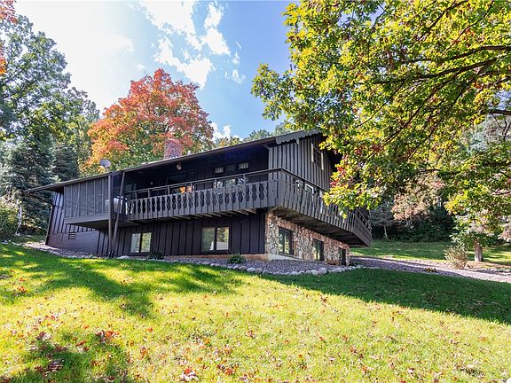 4th image of 1347 Schank Court