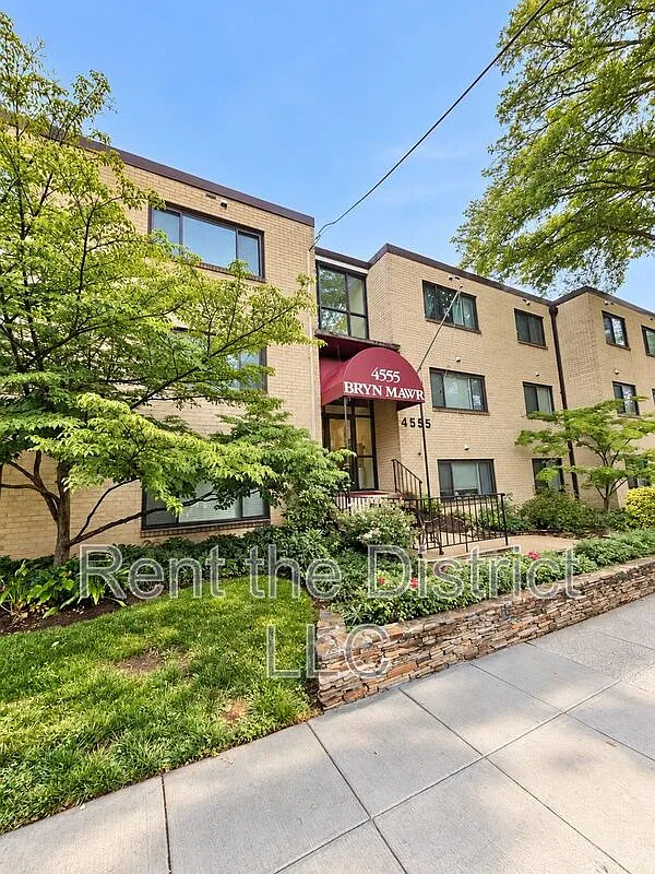 1 bed, 1.0 bath, 554 sqft, $1,550 — Photo 1