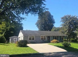 7705 Kalorama Rd, Annandale, VA 22003